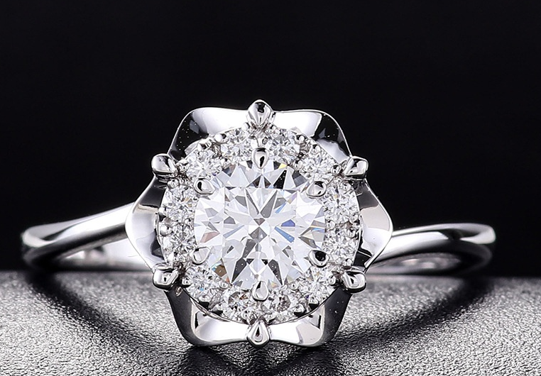 CULTURED DIAMOND RING, 18K GOLD DIAMOND ENGAGEMENT RINGS